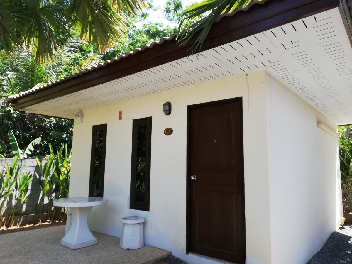 Laemsai Resort 4*