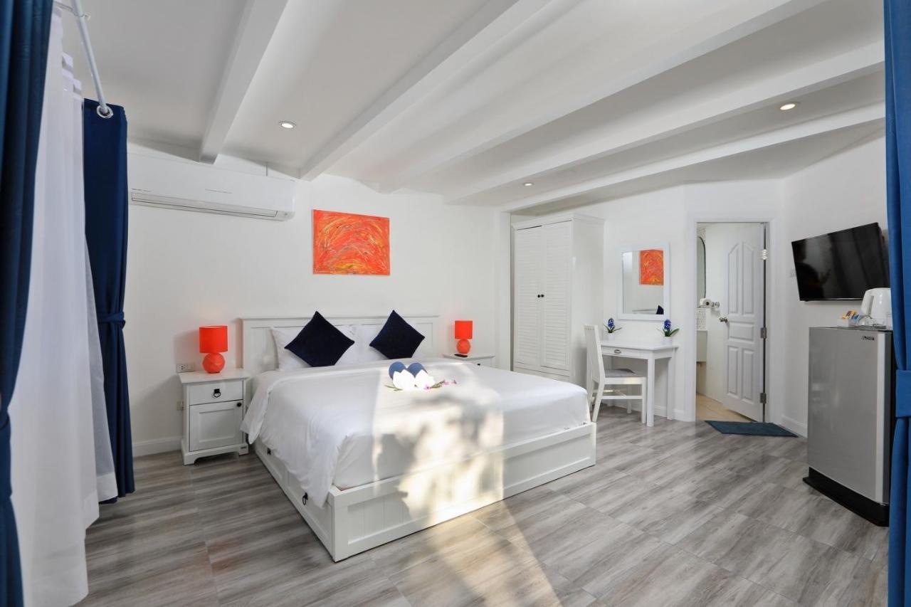 Hotel White Kata Beach (Phuket)