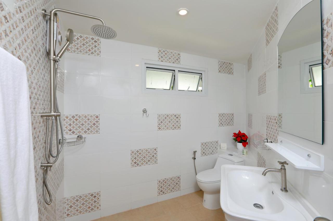 Hotel White Kata Beach (Phuket)