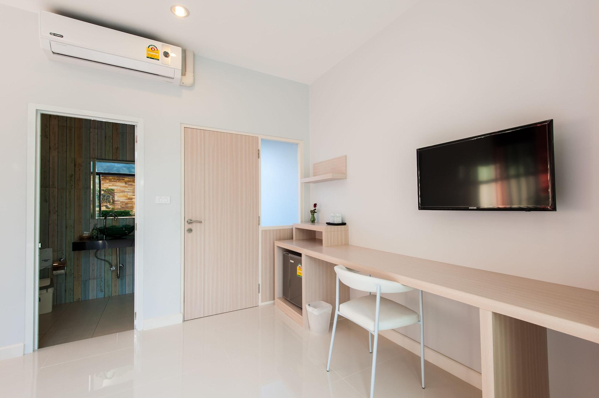 Jinda 2* Nai Yang Beach