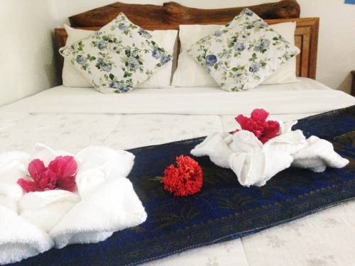 Ruan Mai San Ngam - Sha Resort Nai Yang Beach