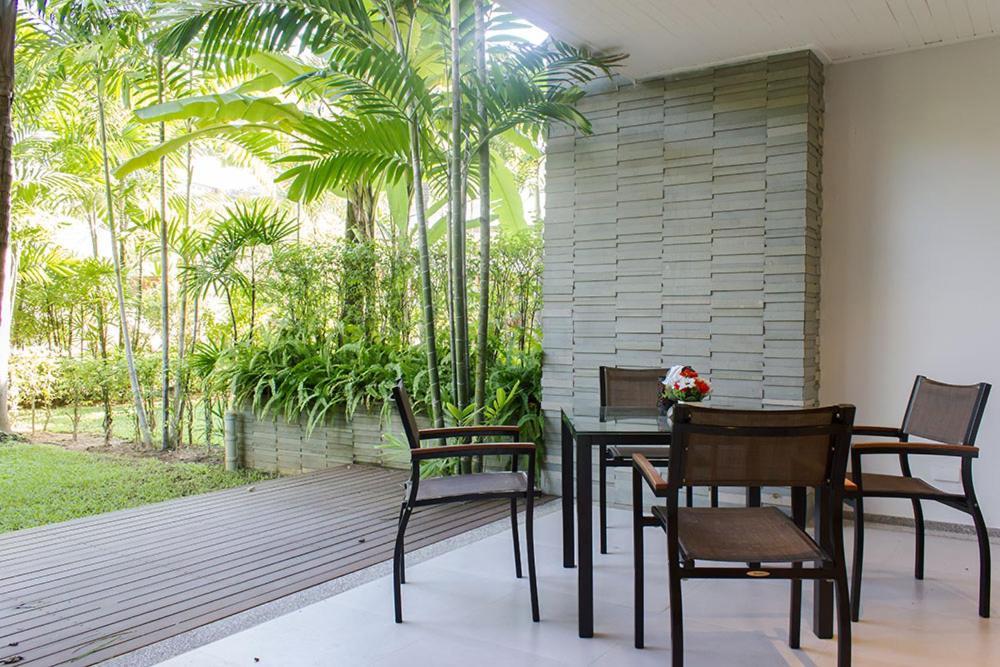 Beachfront Apartment *