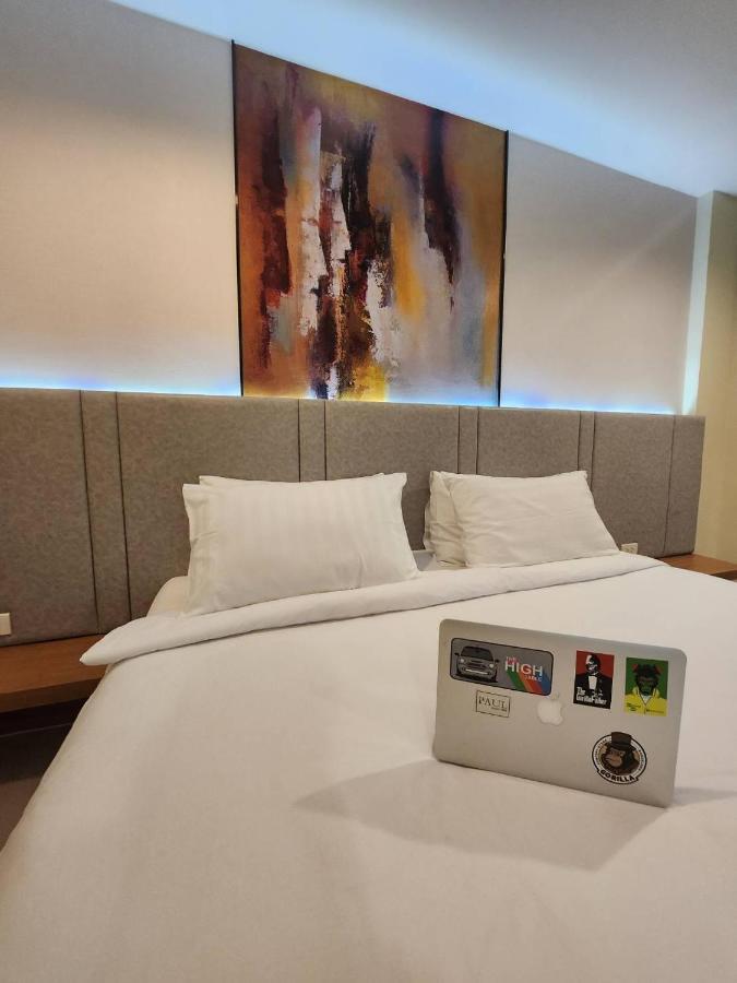 Stayhere@airport Service * Ban Bo Han