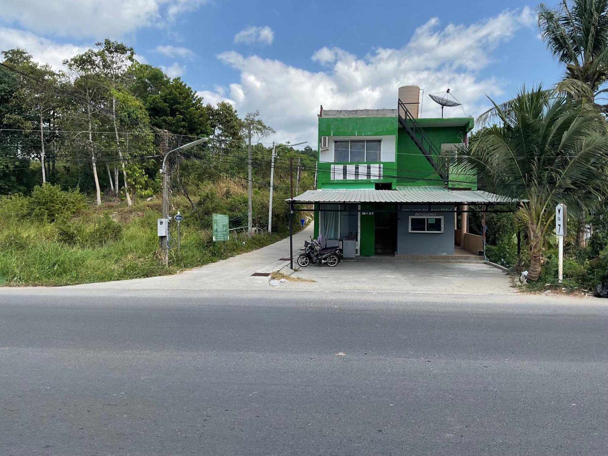 Bangreen Naiyang Apartment
