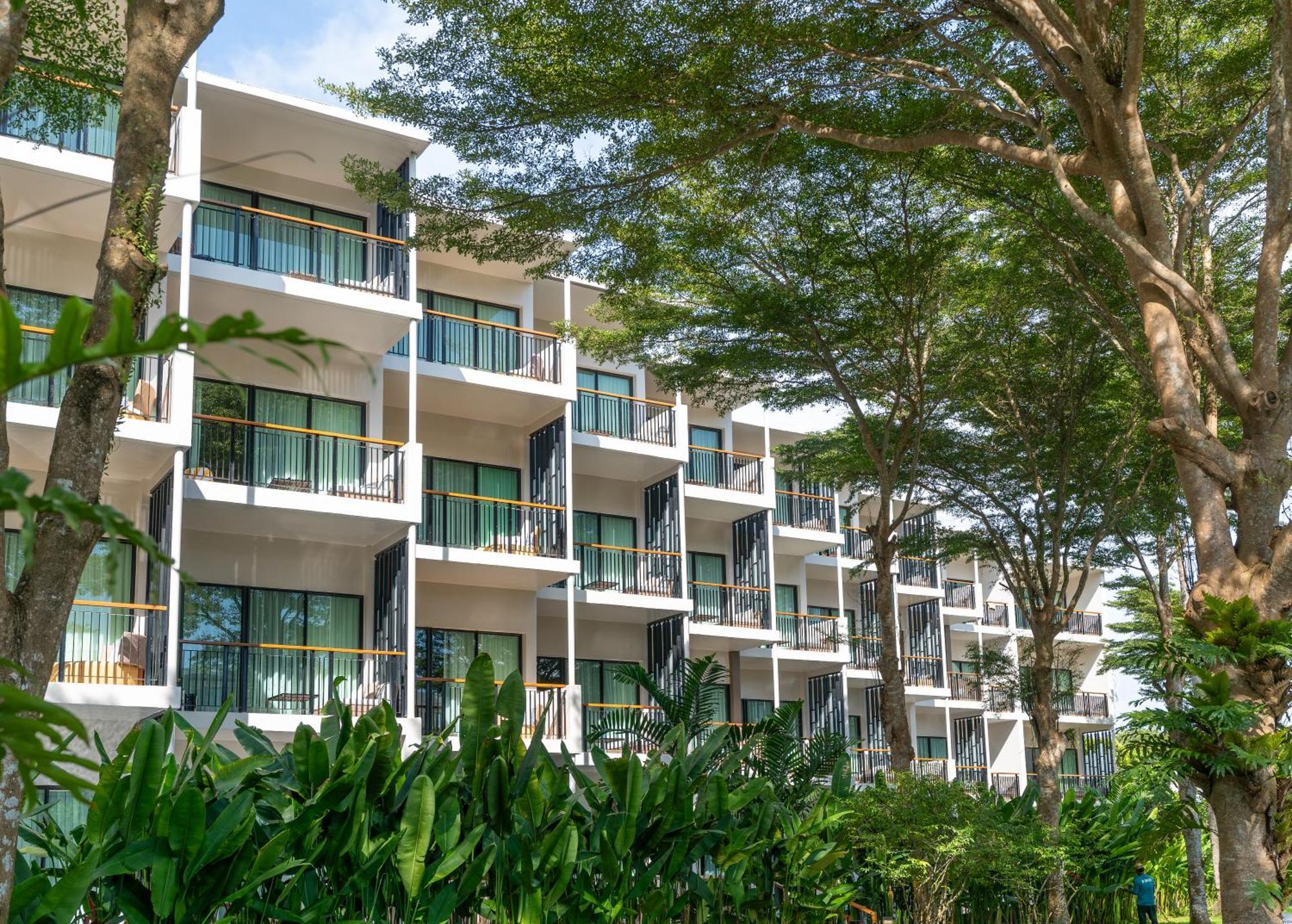 Hotel Le Meridien Phuket Beach