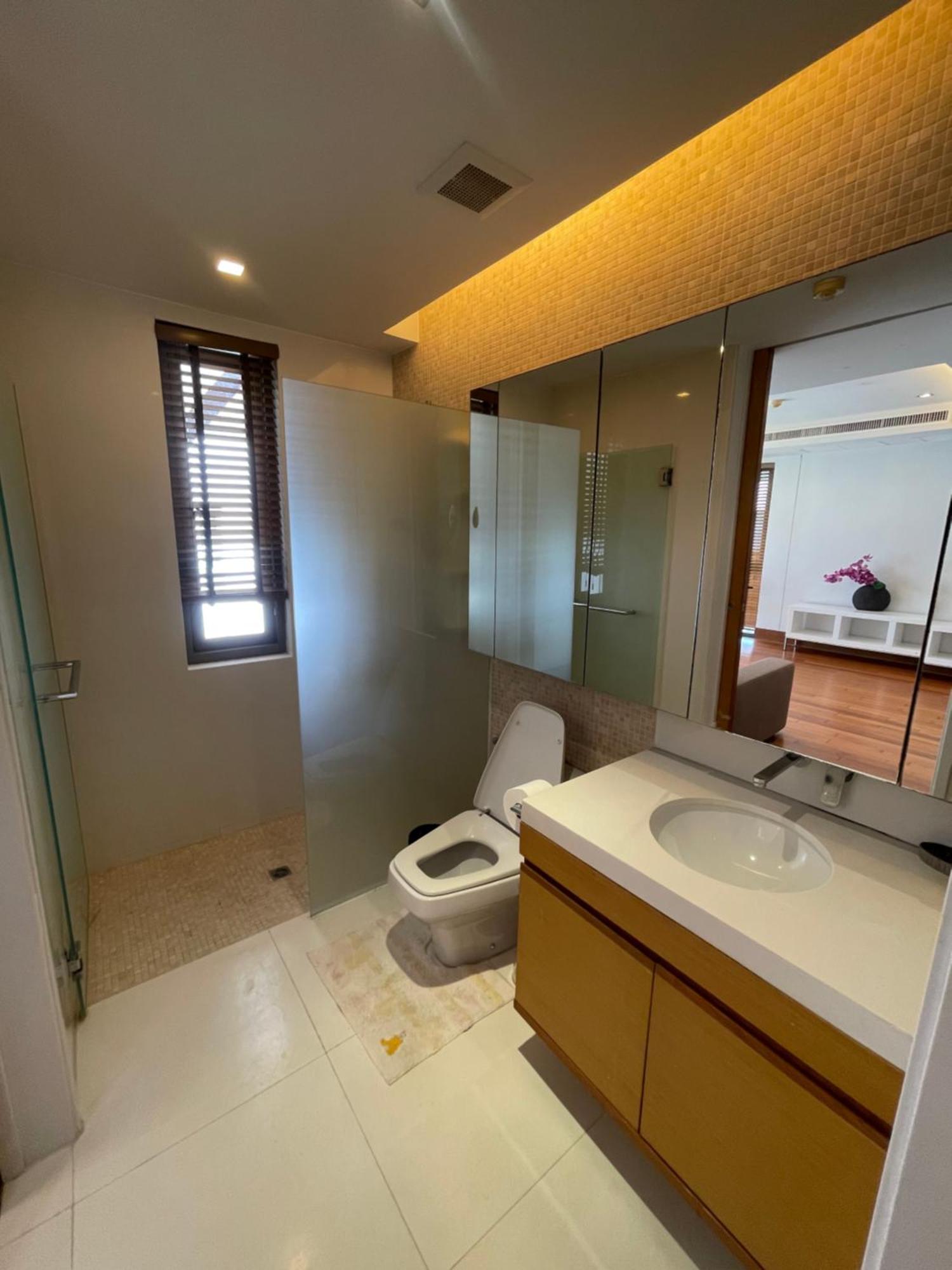 Pearl Of Naithon , 4 Bedroom Apartment