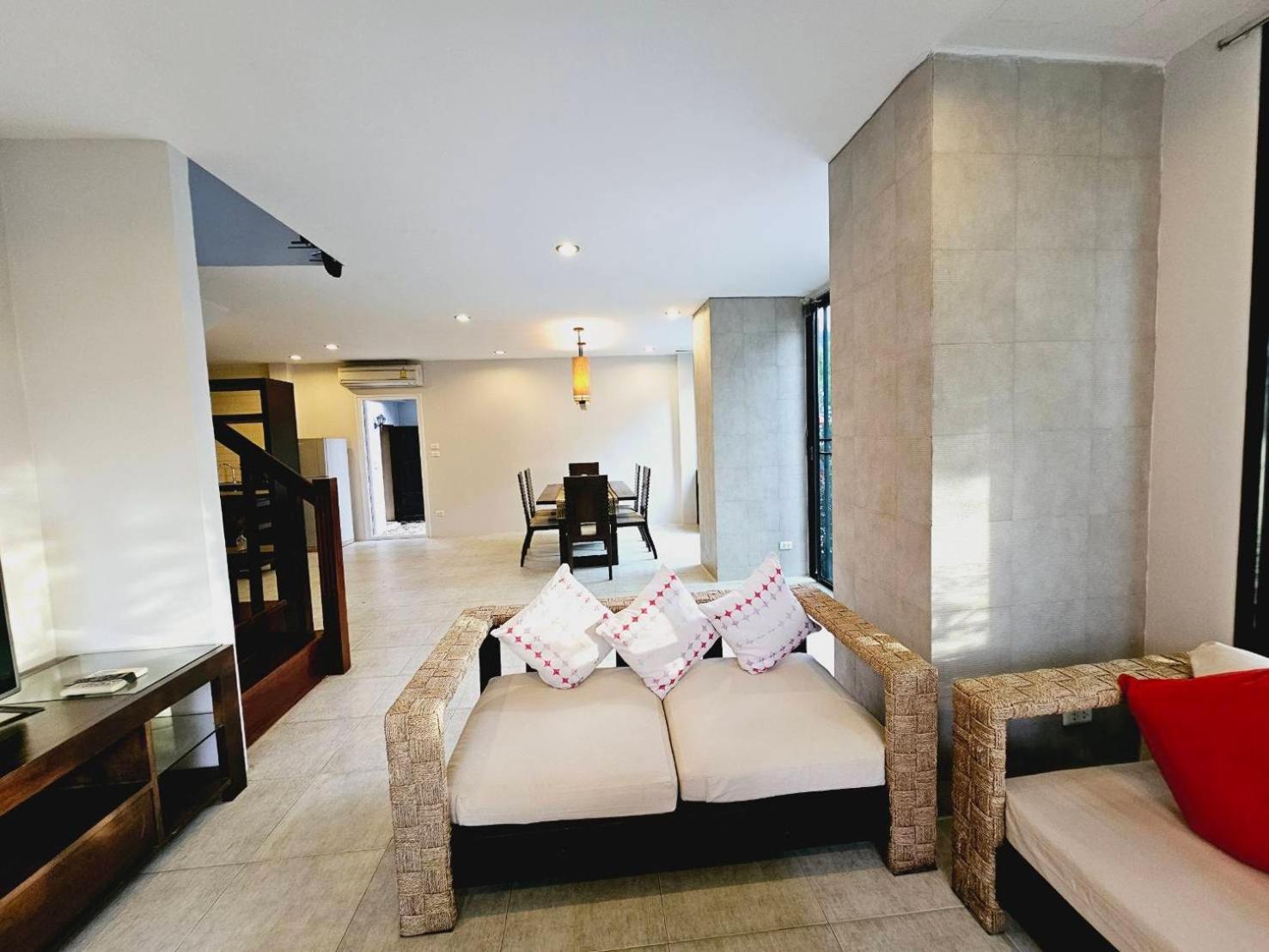 Kraam Villa Thalang