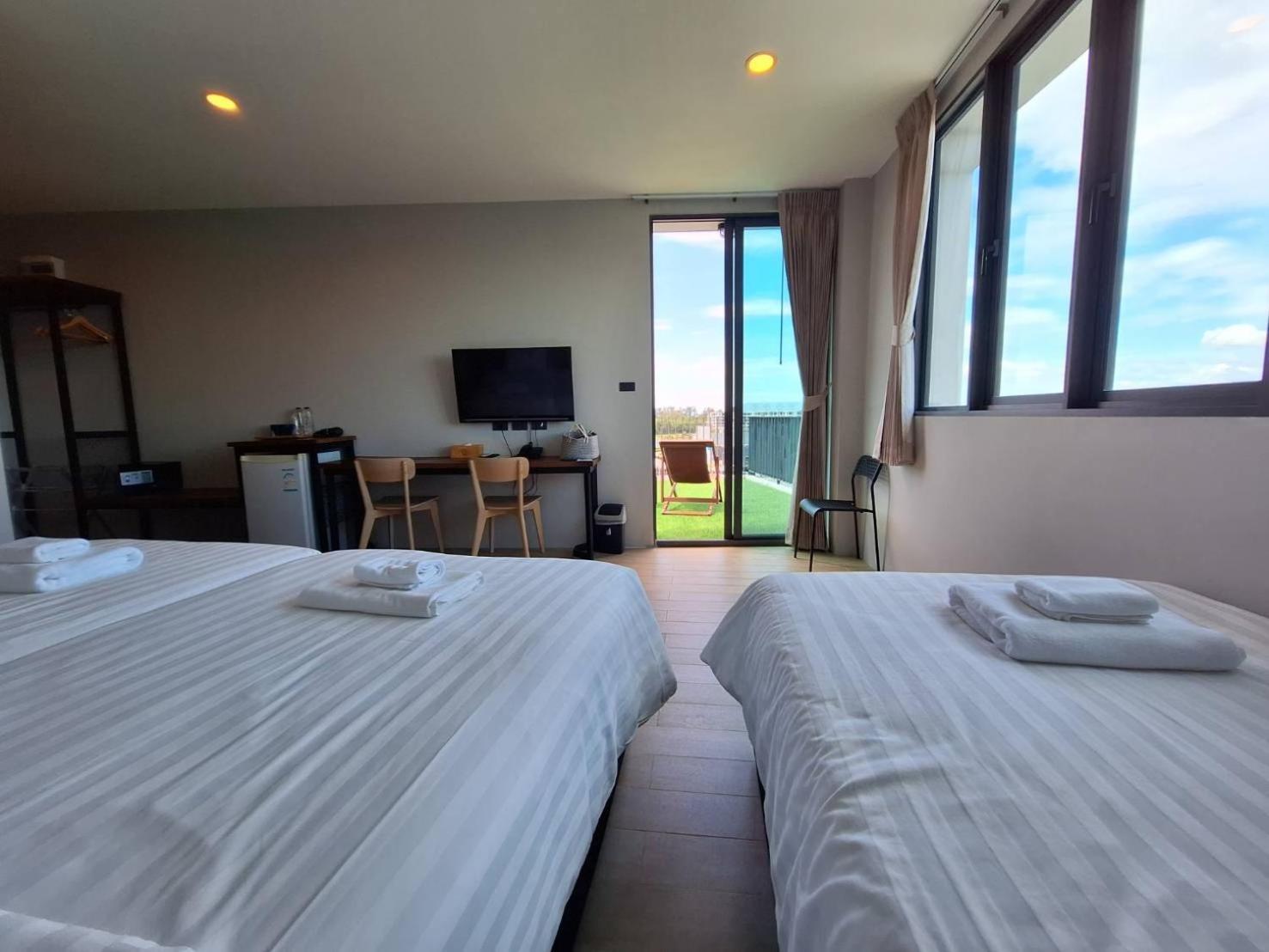 Atom Phuket -sha Hotel Nai Yang