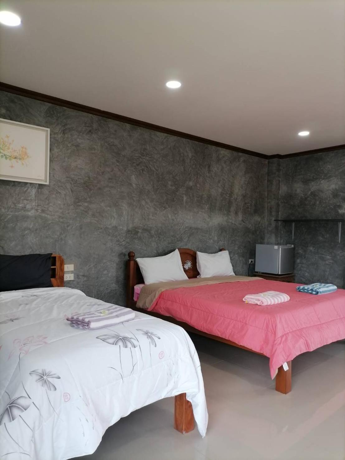 Phuket Airport Guest house *