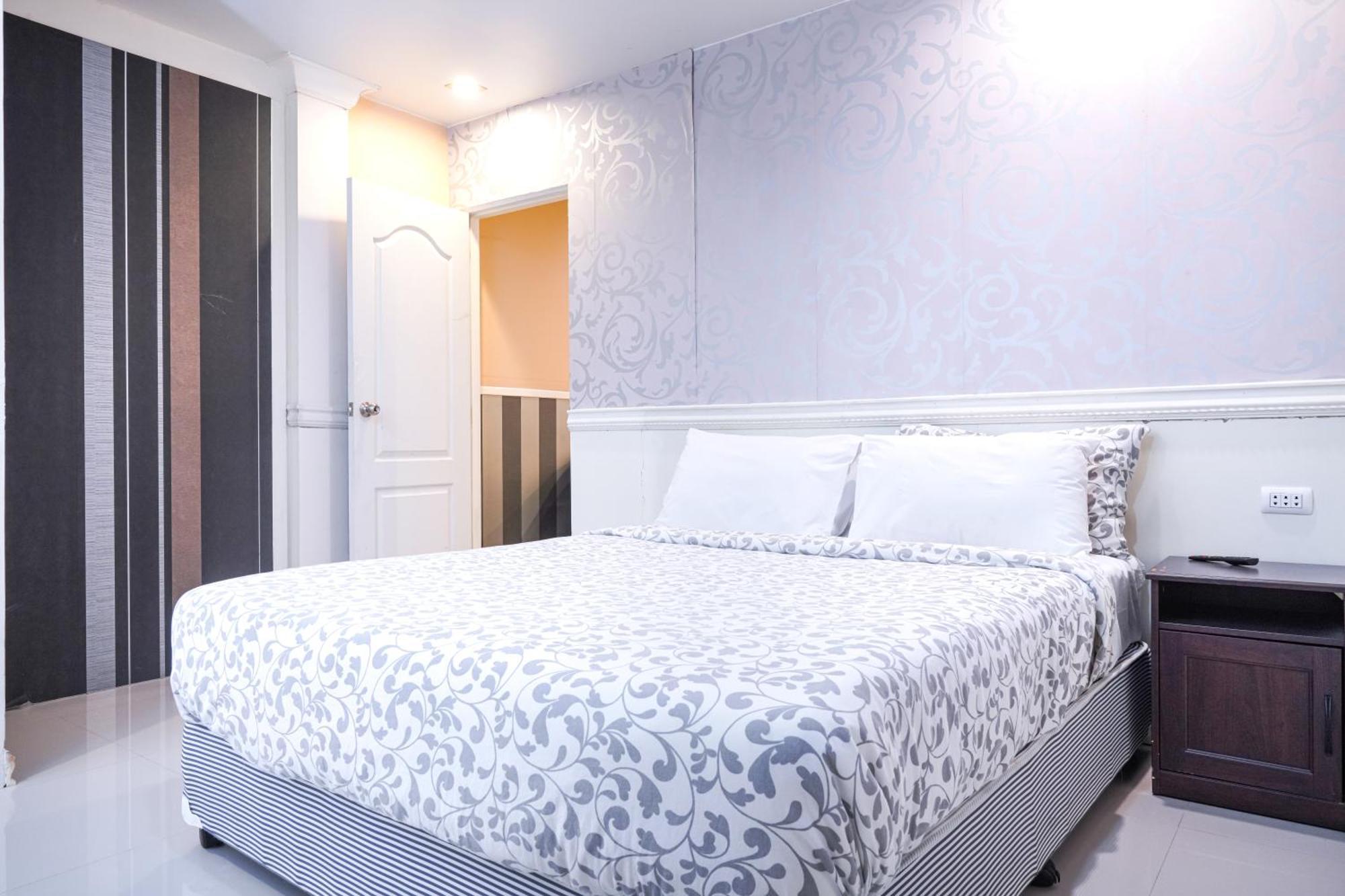 Phuket Airport Guest house *