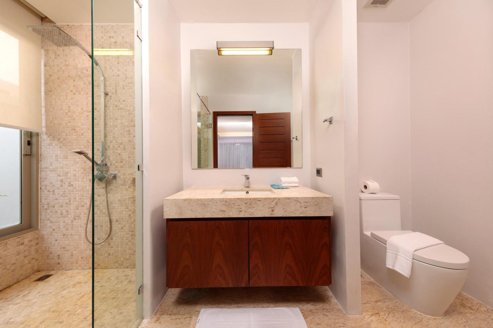 Luxury With Pool And Garden - Bl #93 Phuket