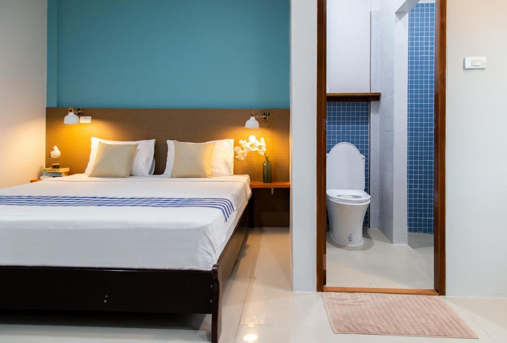 Hotel Kamala Beach Residence