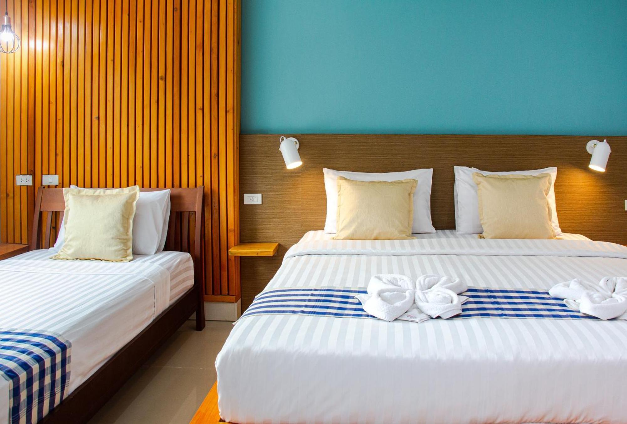 Hotel Kamala Beach Residence