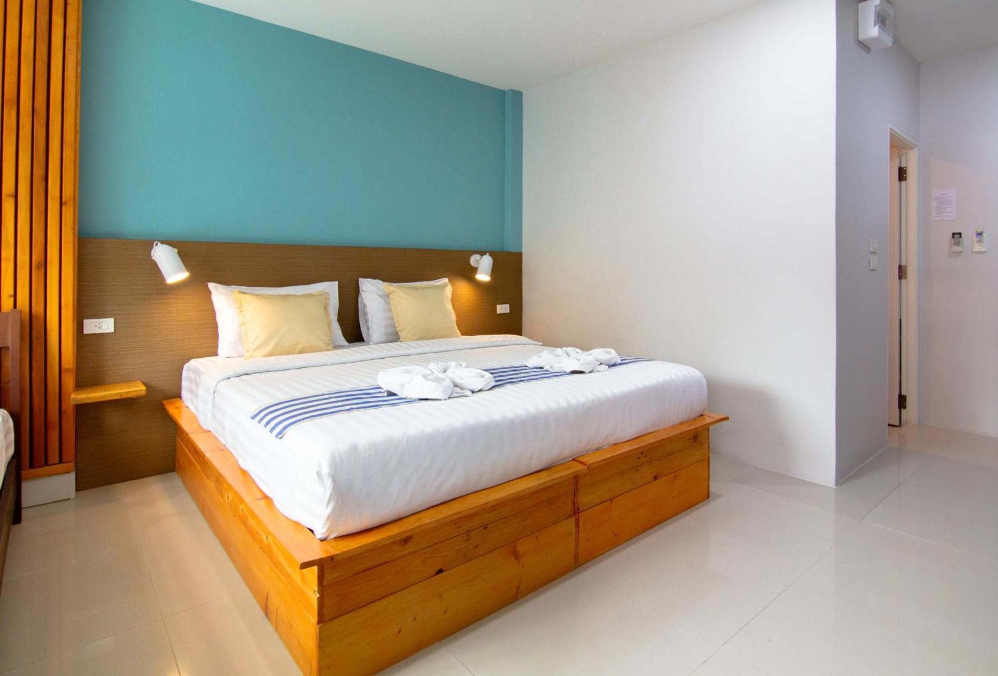 Kamala Beach Residence Hotel 2*