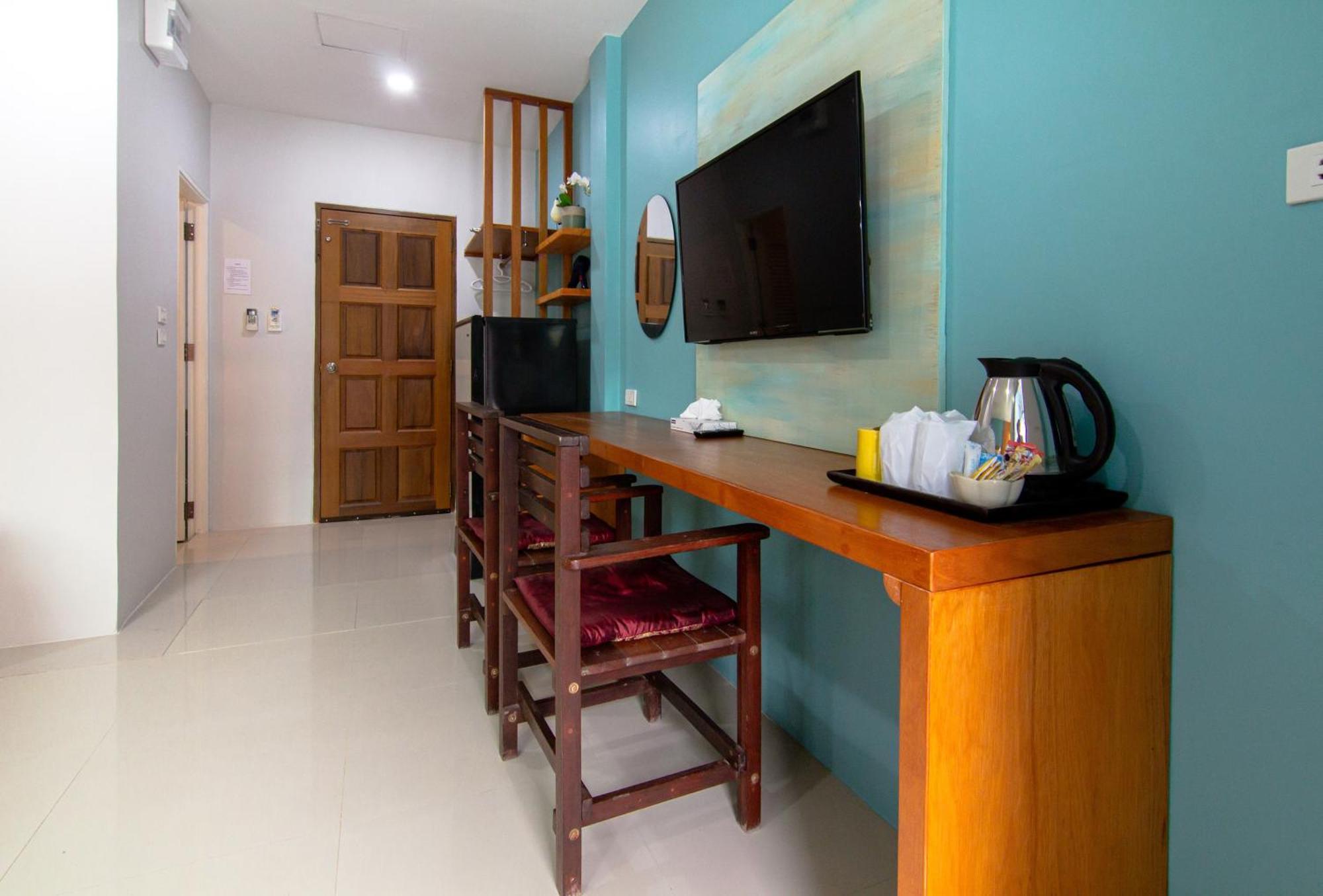 Hotel Kamala Beach Residence 2*