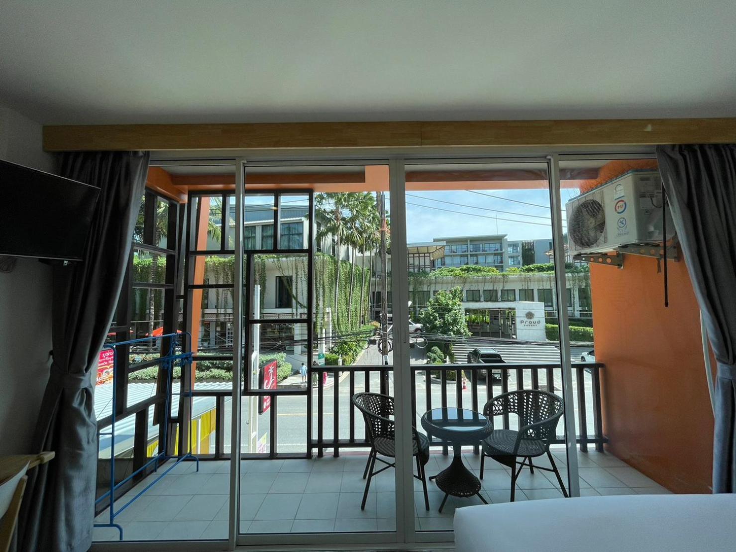 Dwell Phuket Airport At Naiyang Hotel 3*
