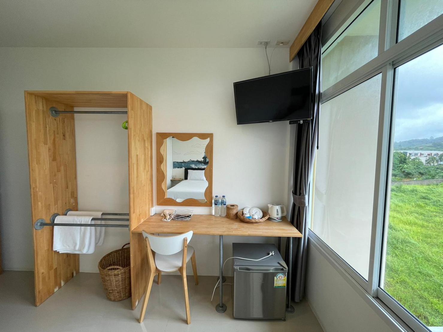 Hotel Dwell Phuket Airport At Naiyang