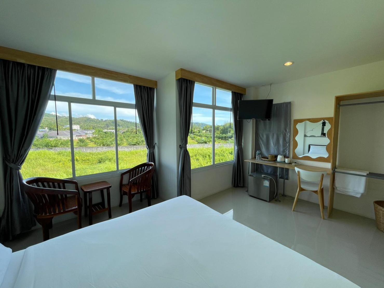 Hotel Dwell Phuket Airport At Naiyang 3*