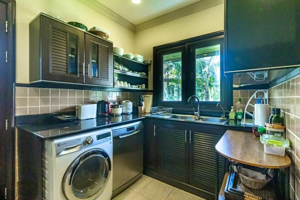 Casa Asiatique — 5br In Laguna & Layan Villa