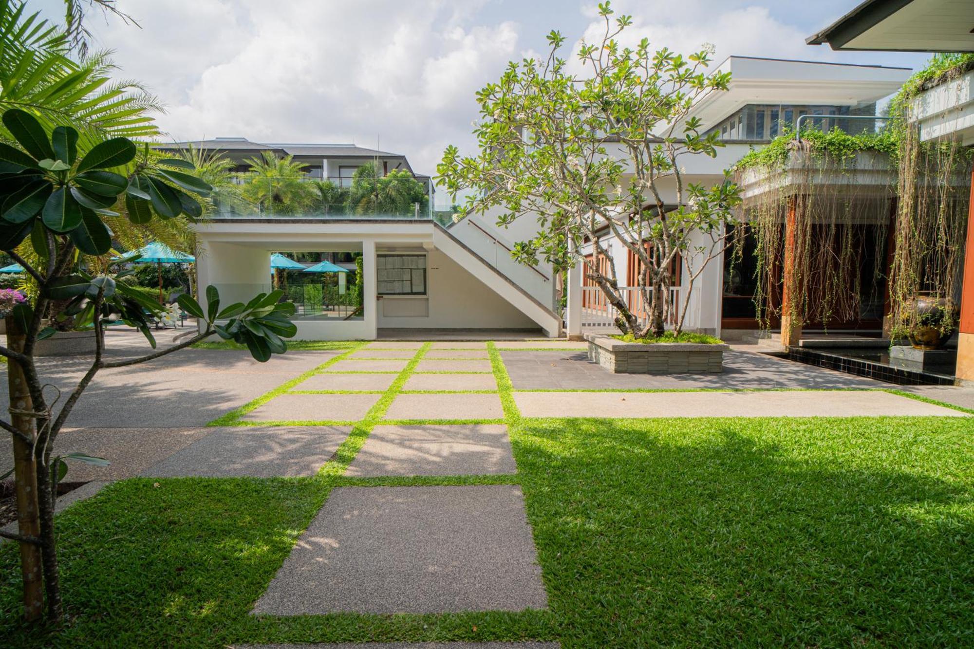 Apartment Modern Beachfront Naithon *