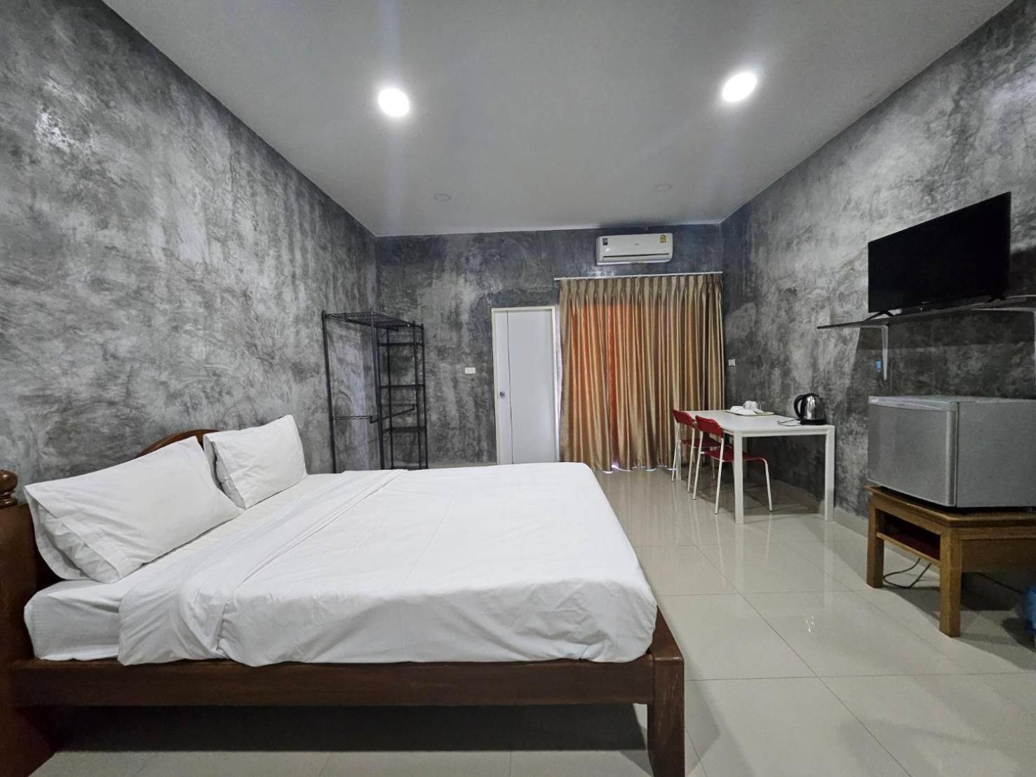 Guest house Phuket Airport *