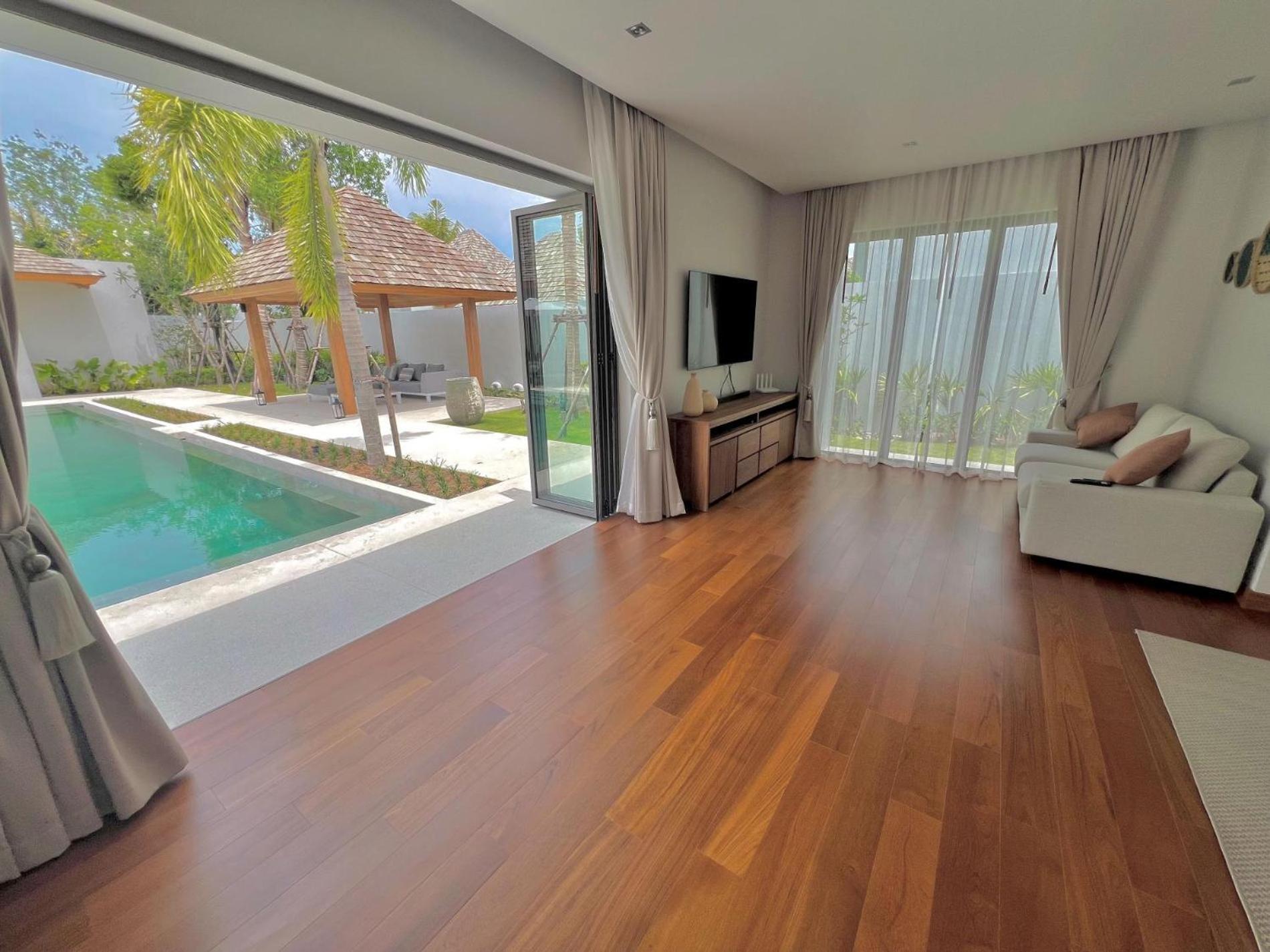 New Luxury With Maid Anchan Tropicana Villa