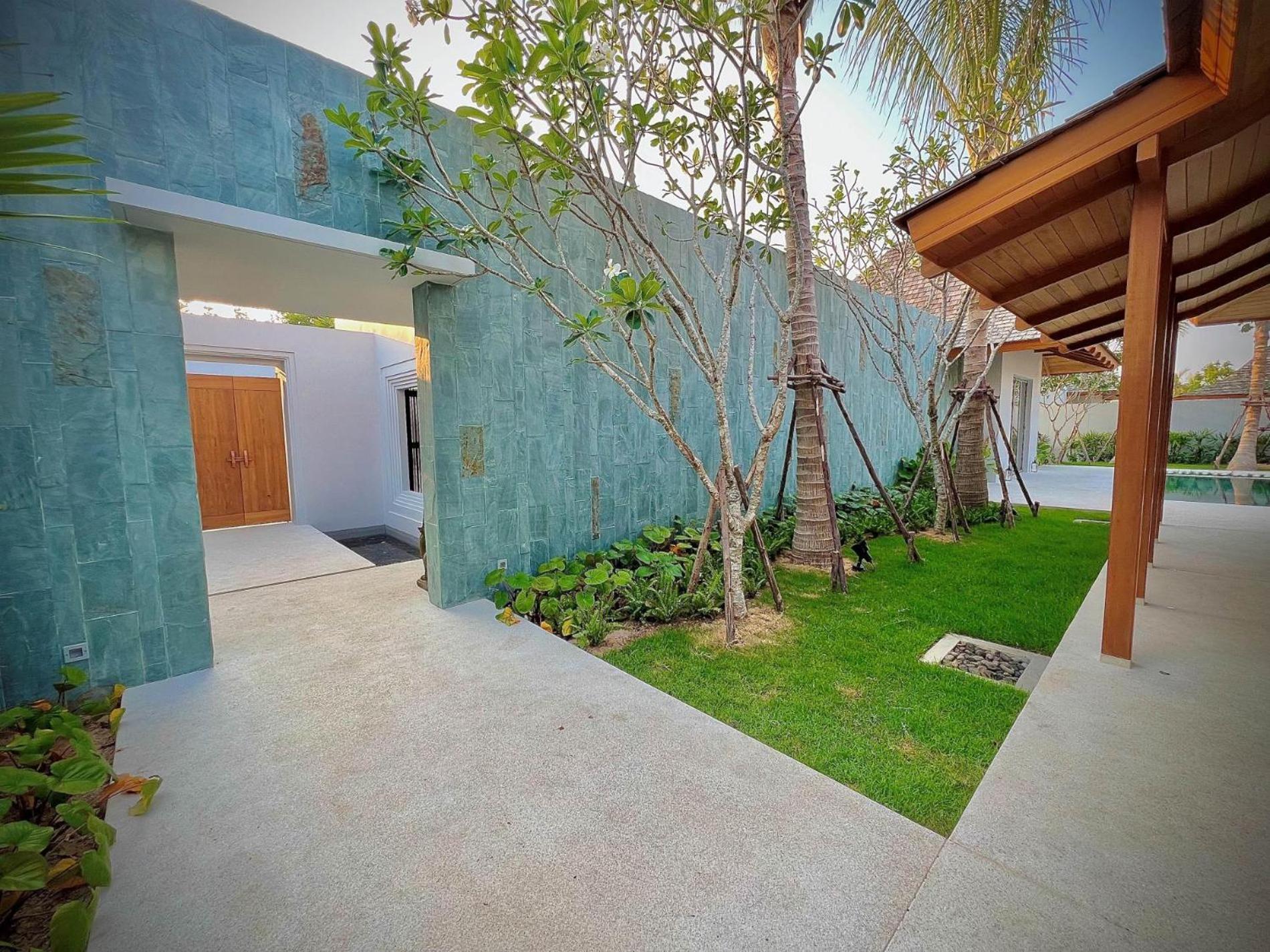 New Luxury With Maid Anchan Tropicana Villa Ban Phru Champa