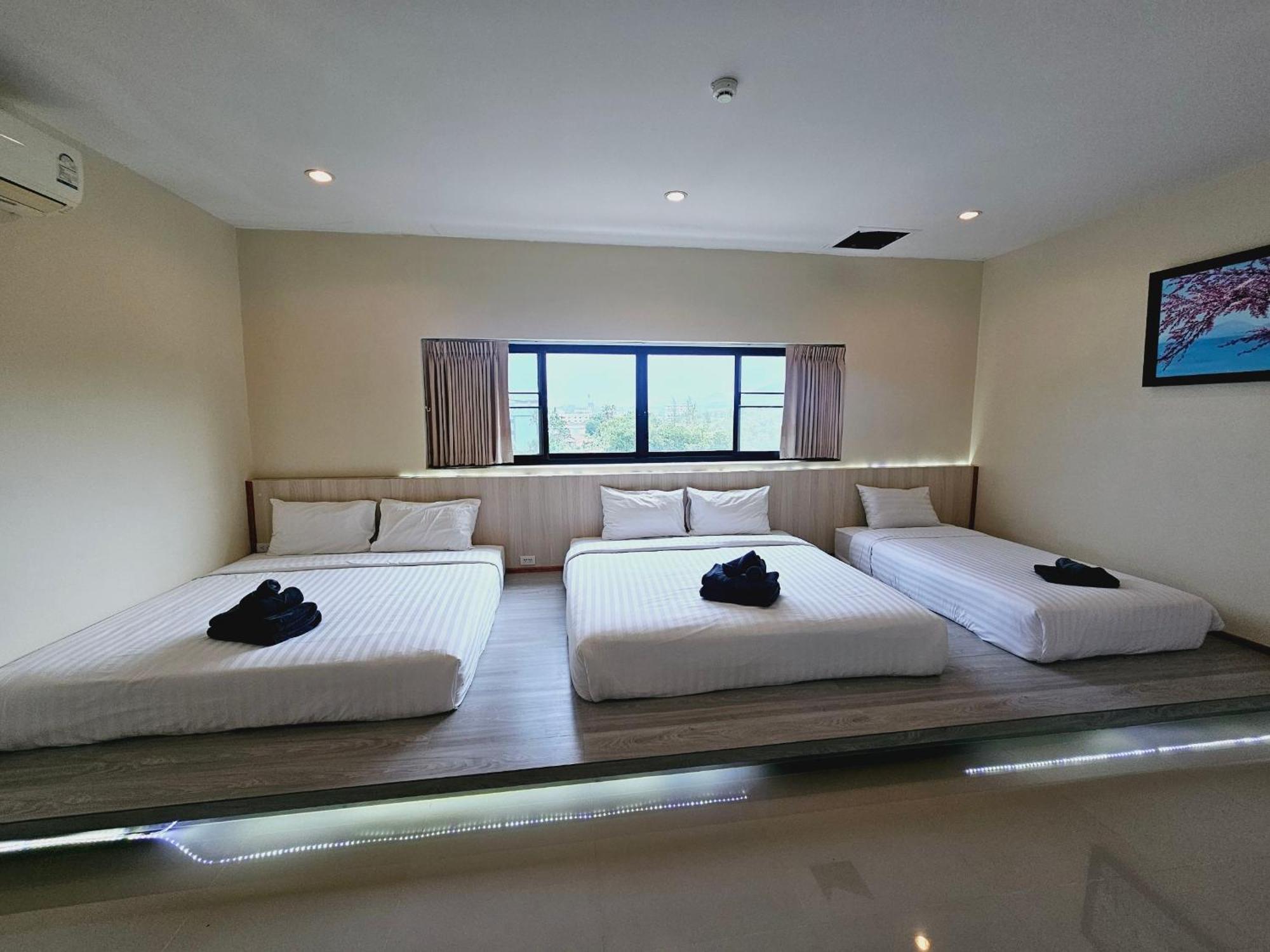 Stayhere@airport Service Ban Bo Han