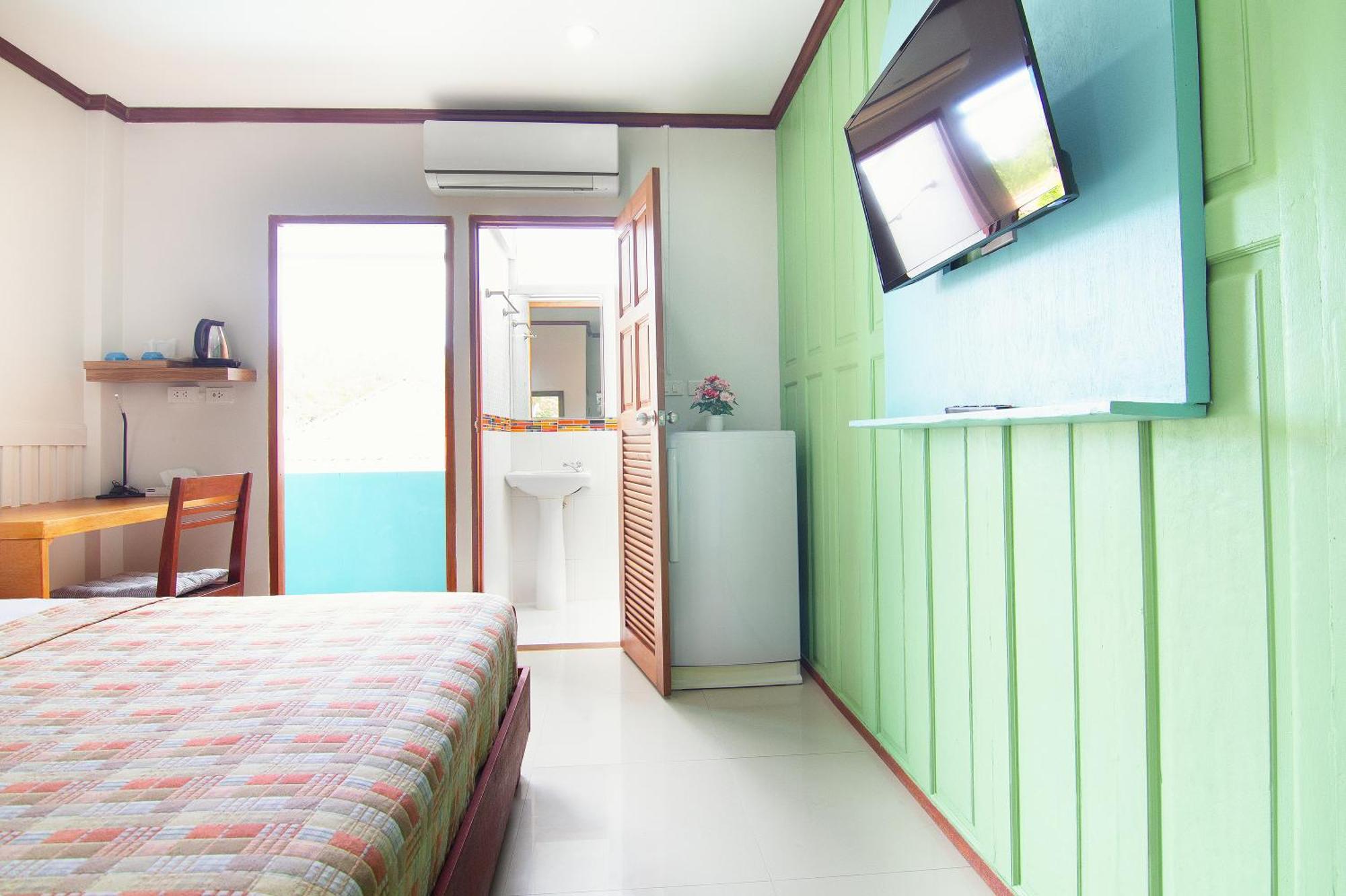 Kamala Beach Residence Hotel 2*