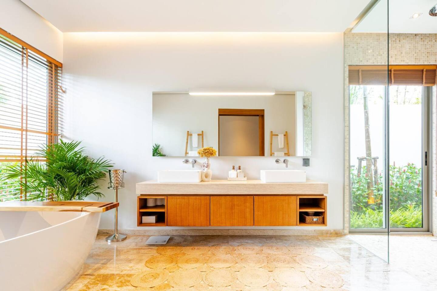 Stylish Pool Tropical Hideaway Villa Ban Phru Champa