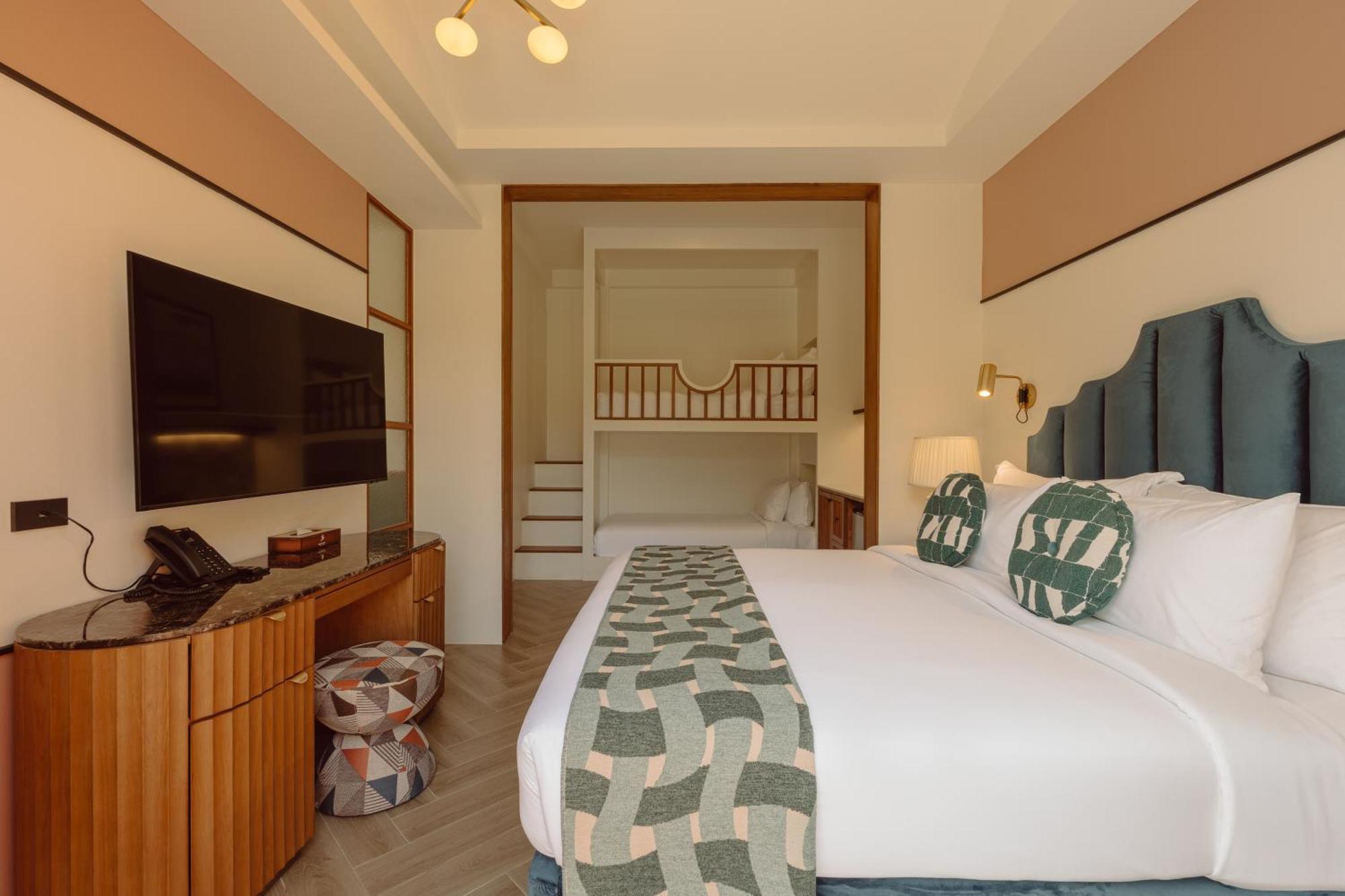 Sugar Marina Resort-lagoon-villas, Naiyang