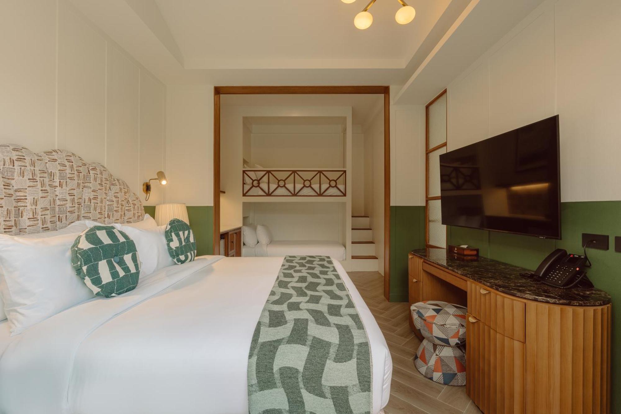 Sugar Marina Resort-lagoon-villas, Naiyang Resort Nai Yang