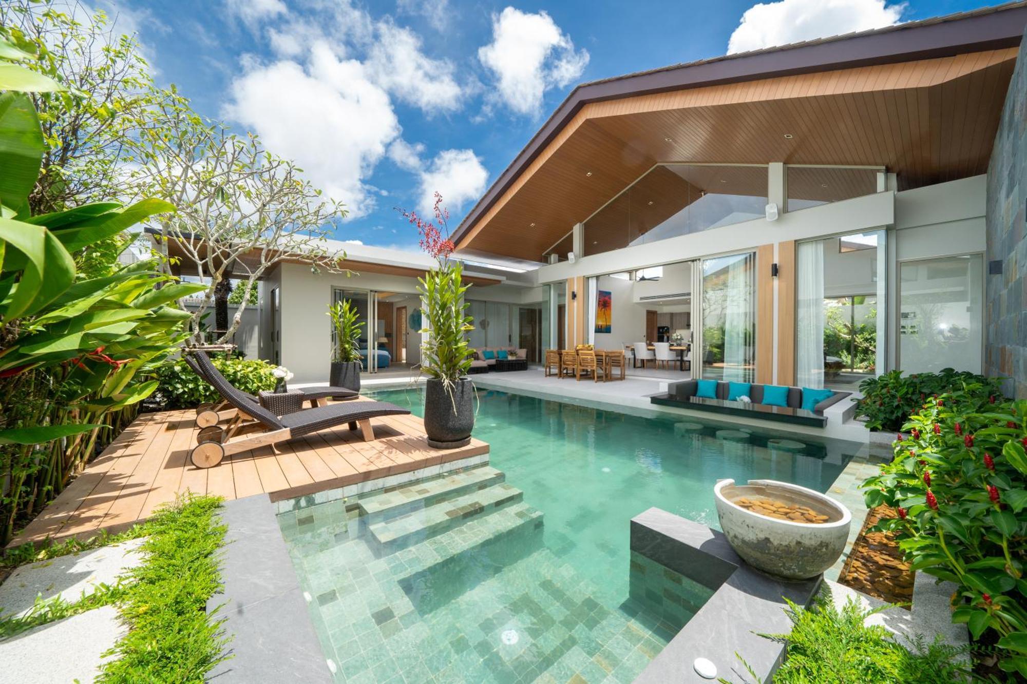 Wilawan * Phuket