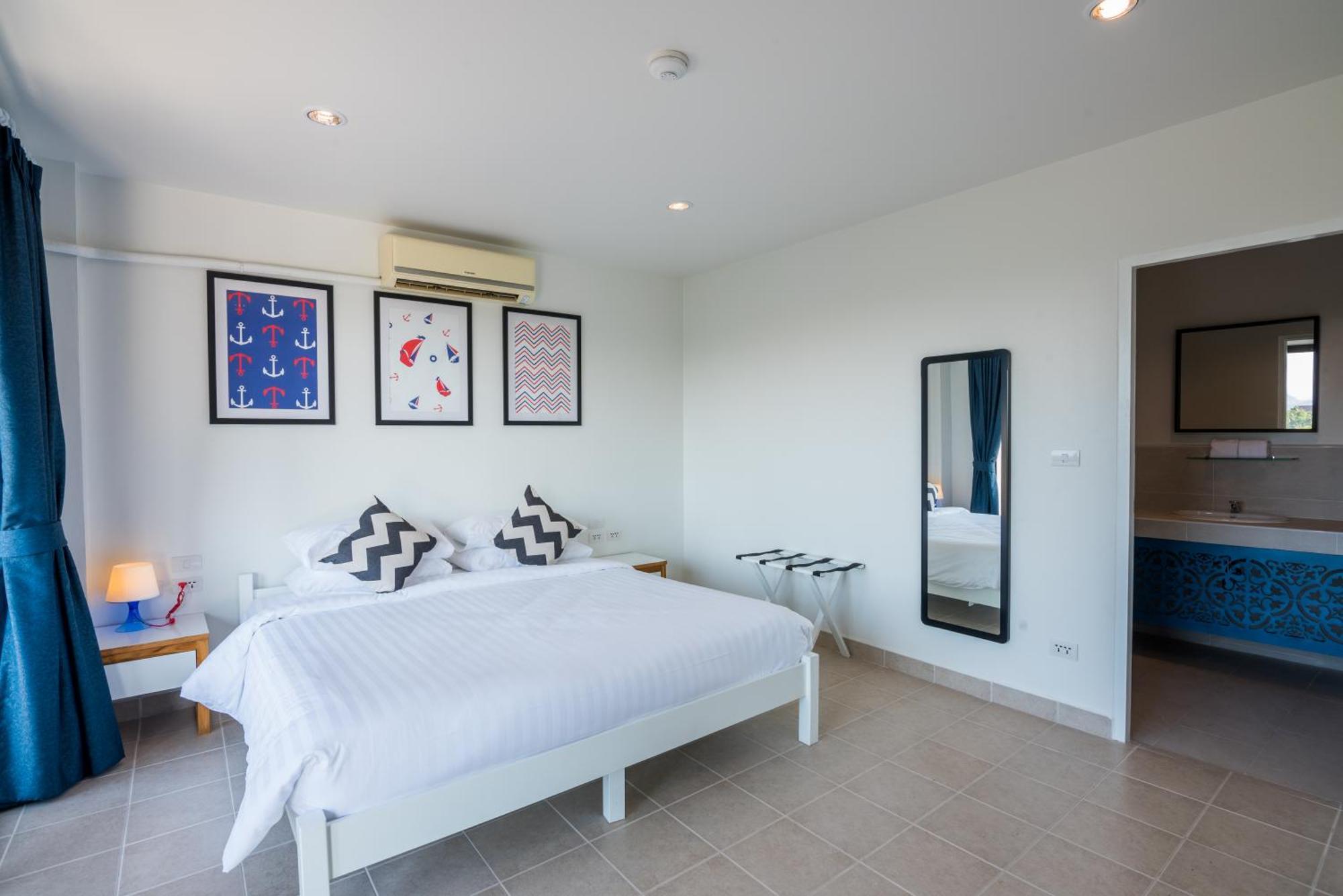 Maikhao Hotel, Phuket 4*