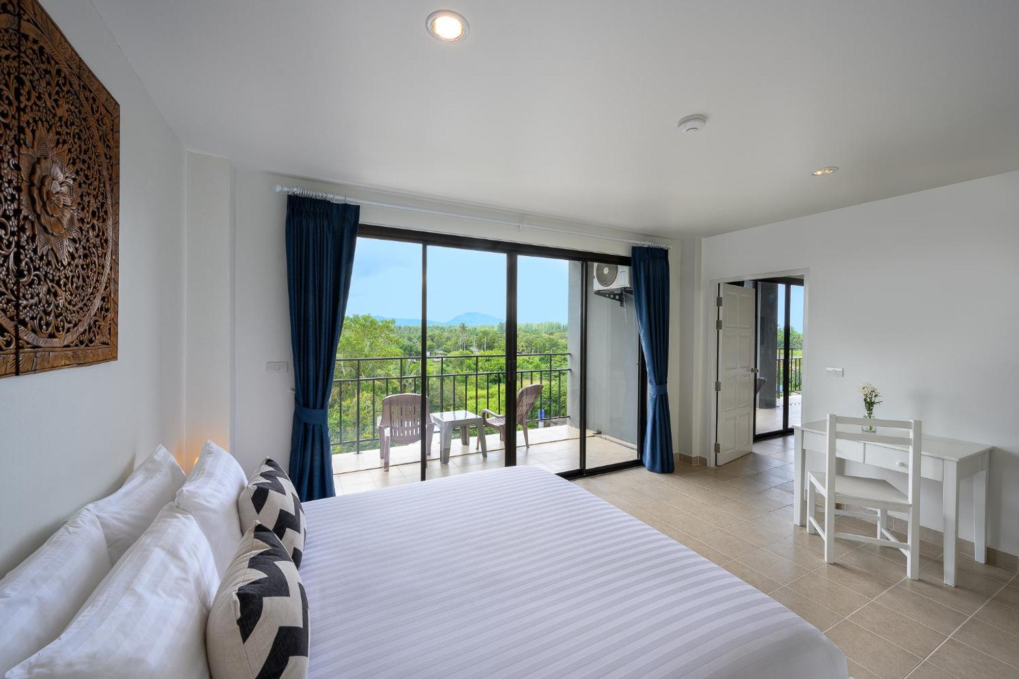Maikhao Hotel, Phuket Mai Khao