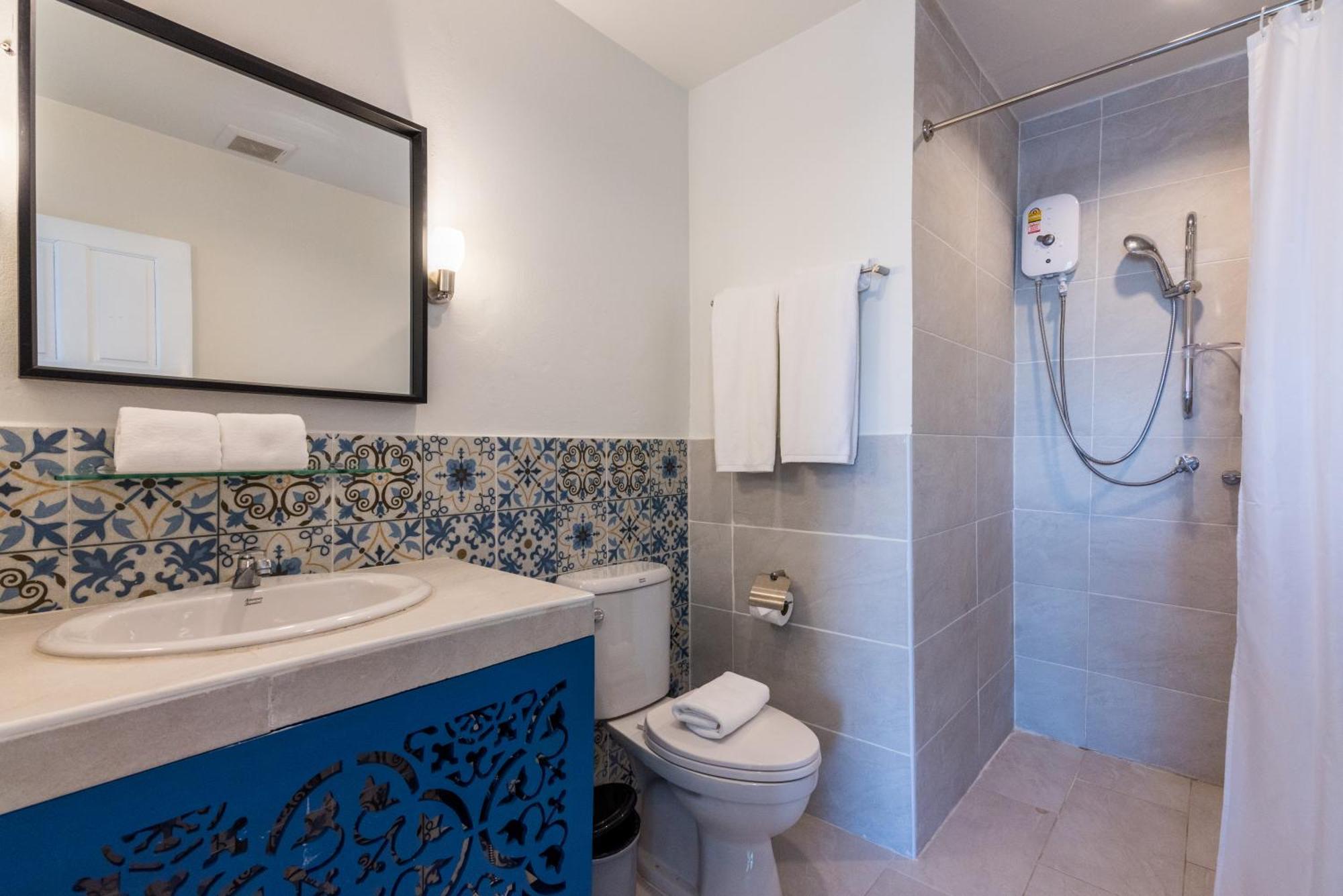 Maikhao Hotel, Phuket Hotel 4*