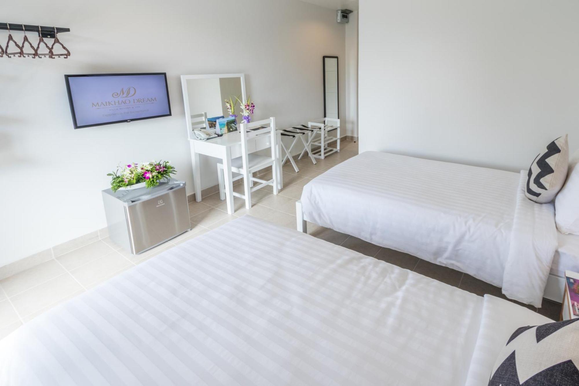Hotel Maikhao Hotel, Phuket Mai Khao