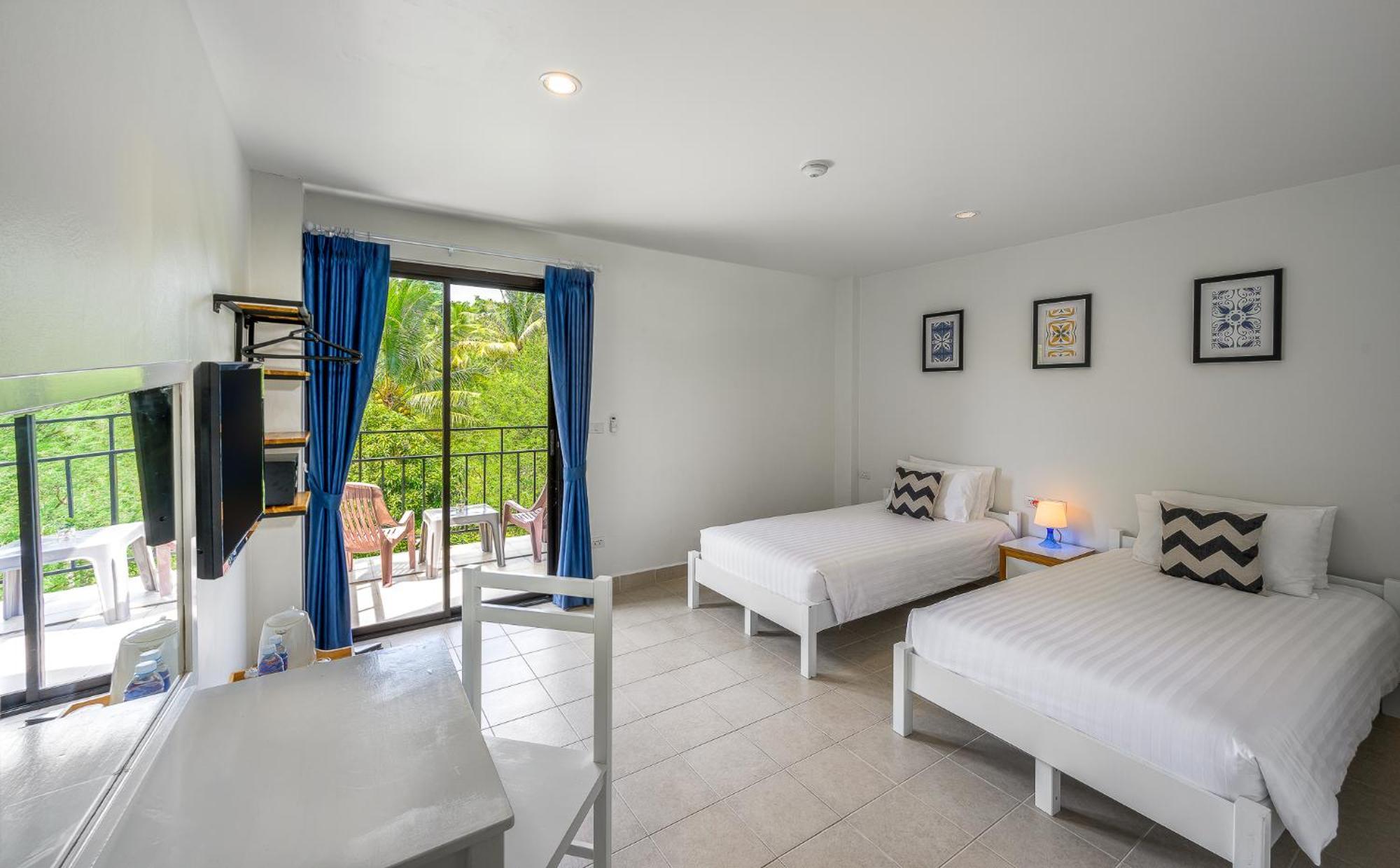 Maikhao Hotel, Phuket 4*