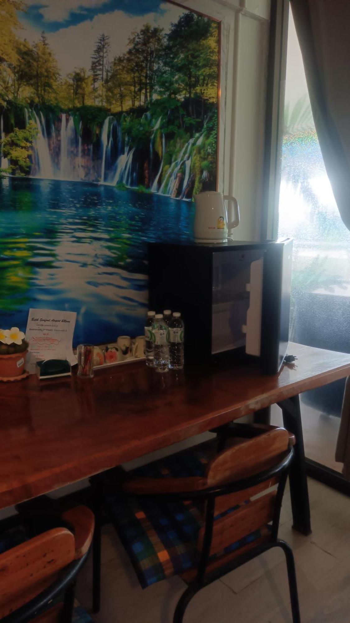 Batikseafood Airport & Ban Bo Sai Klang