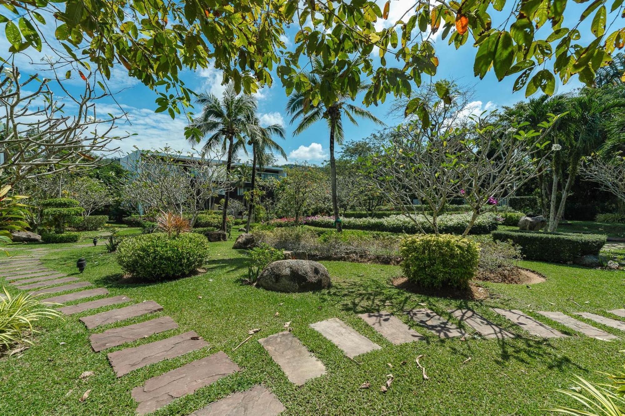 Apartment C154 Lotus Garden Walking To *