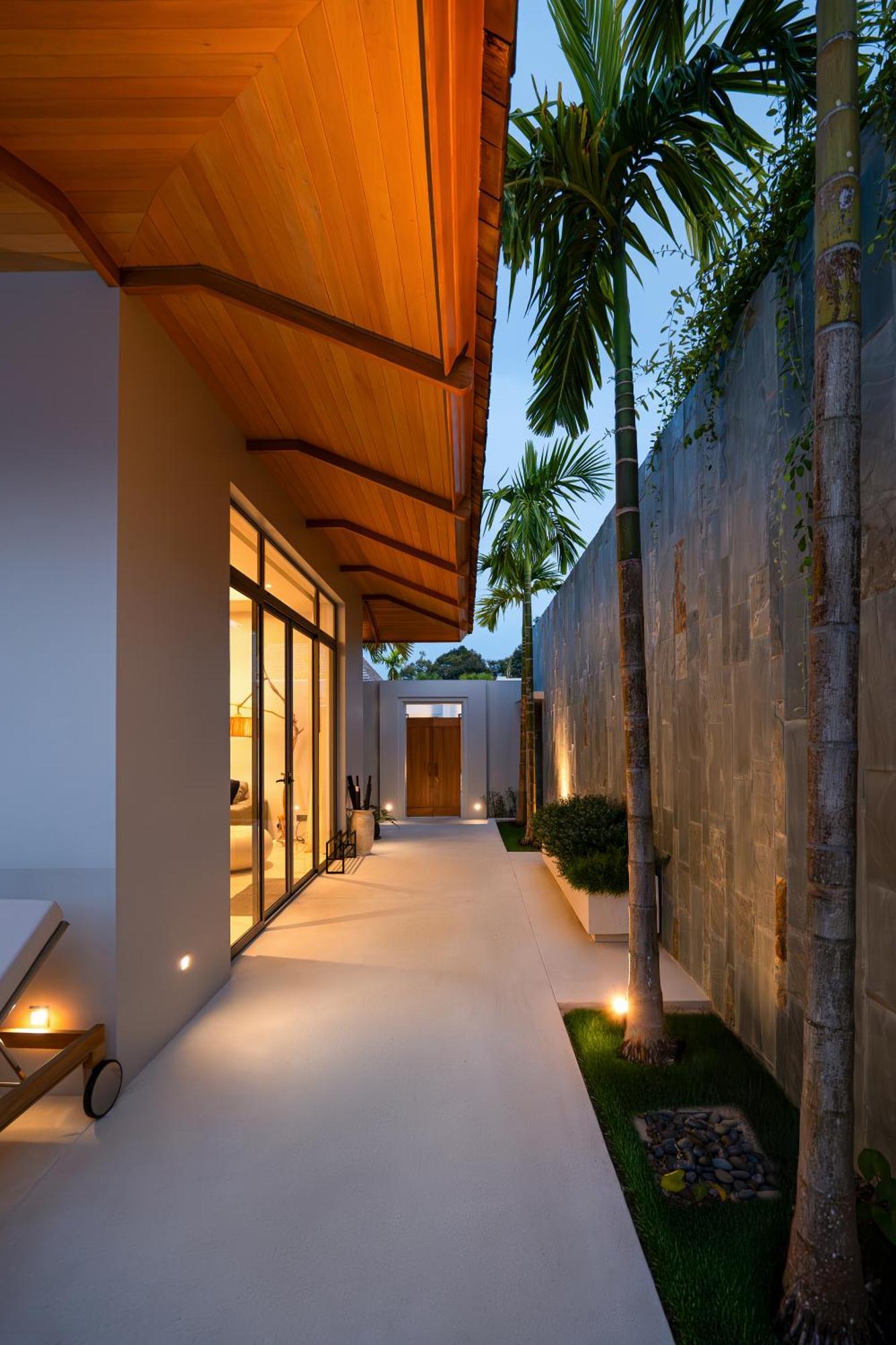 Stylish Pool Tropical Hideaway Villa