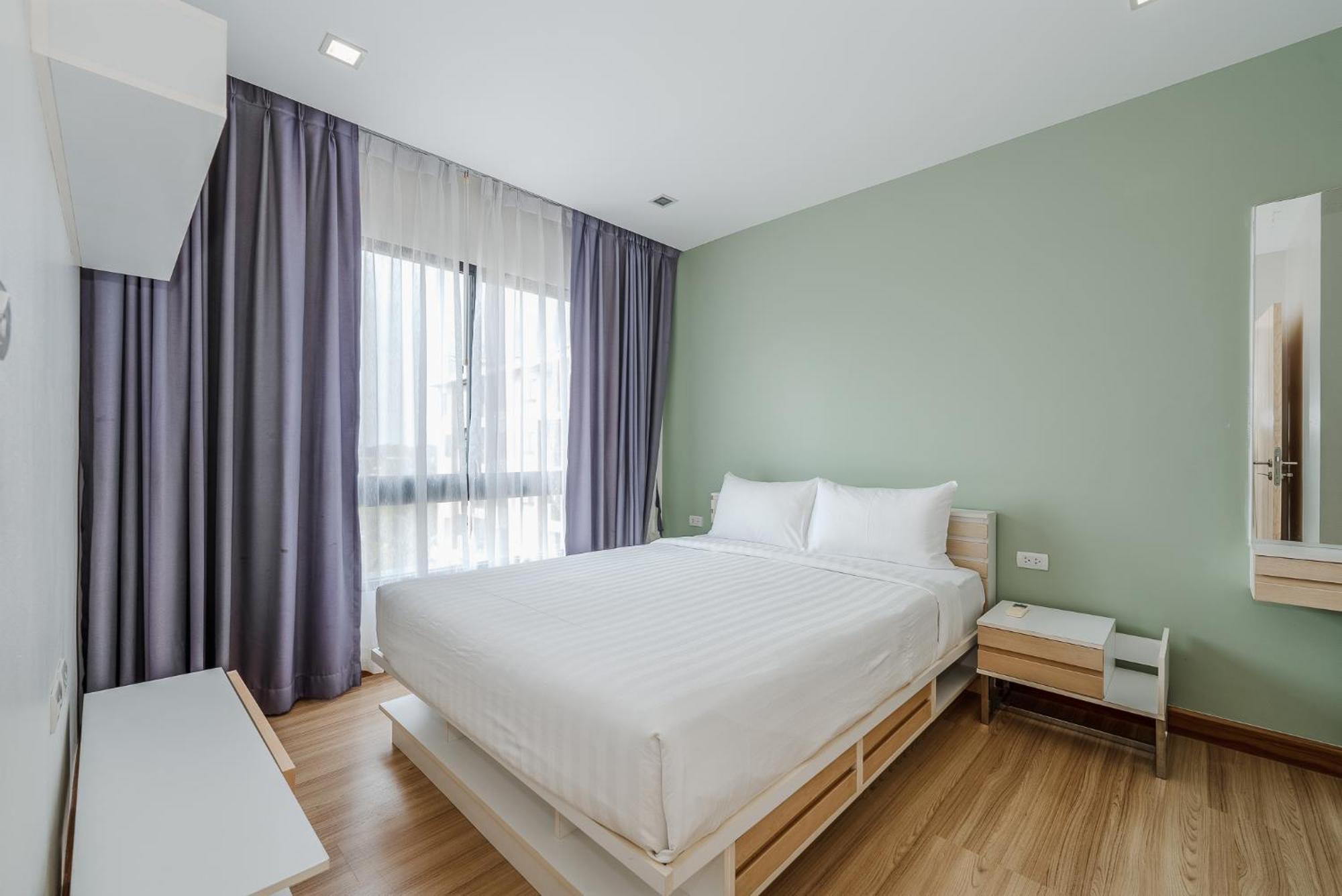 The Happy Place Apartment Thalang