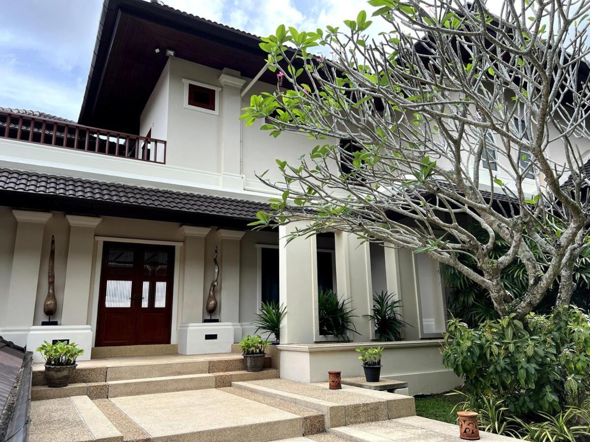 Luxurious Phuket Escape - Lakewood Hills Villa Layan Beach (Phuket)