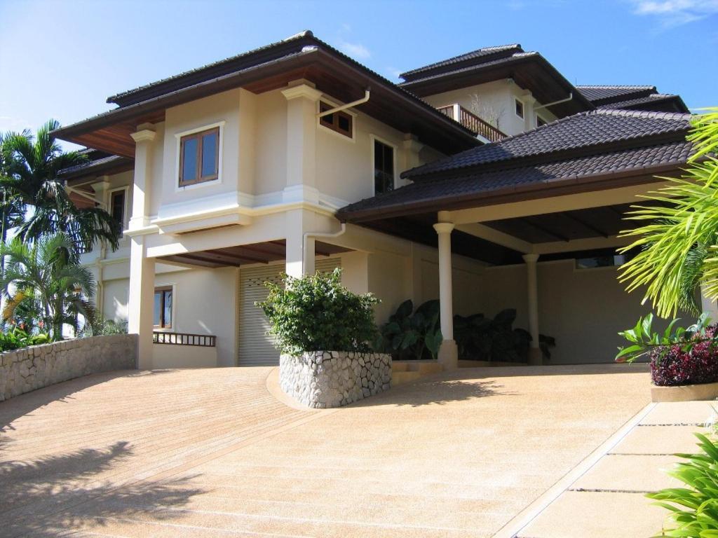 Luxurious Phuket Escape - Lakewood Hills Villa