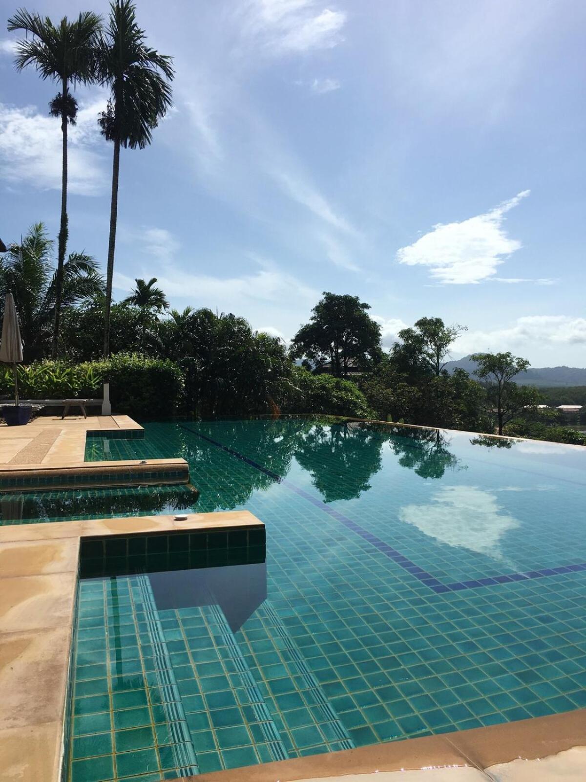 Villa Luxurious Phuket Escape - Lakewood Hills