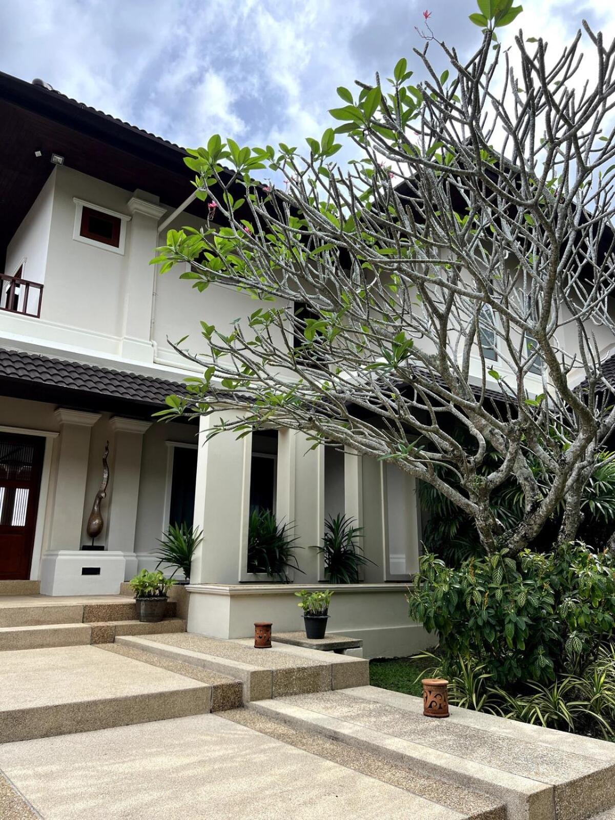 Villa Luxurious Phuket Escape - Lakewood Hills