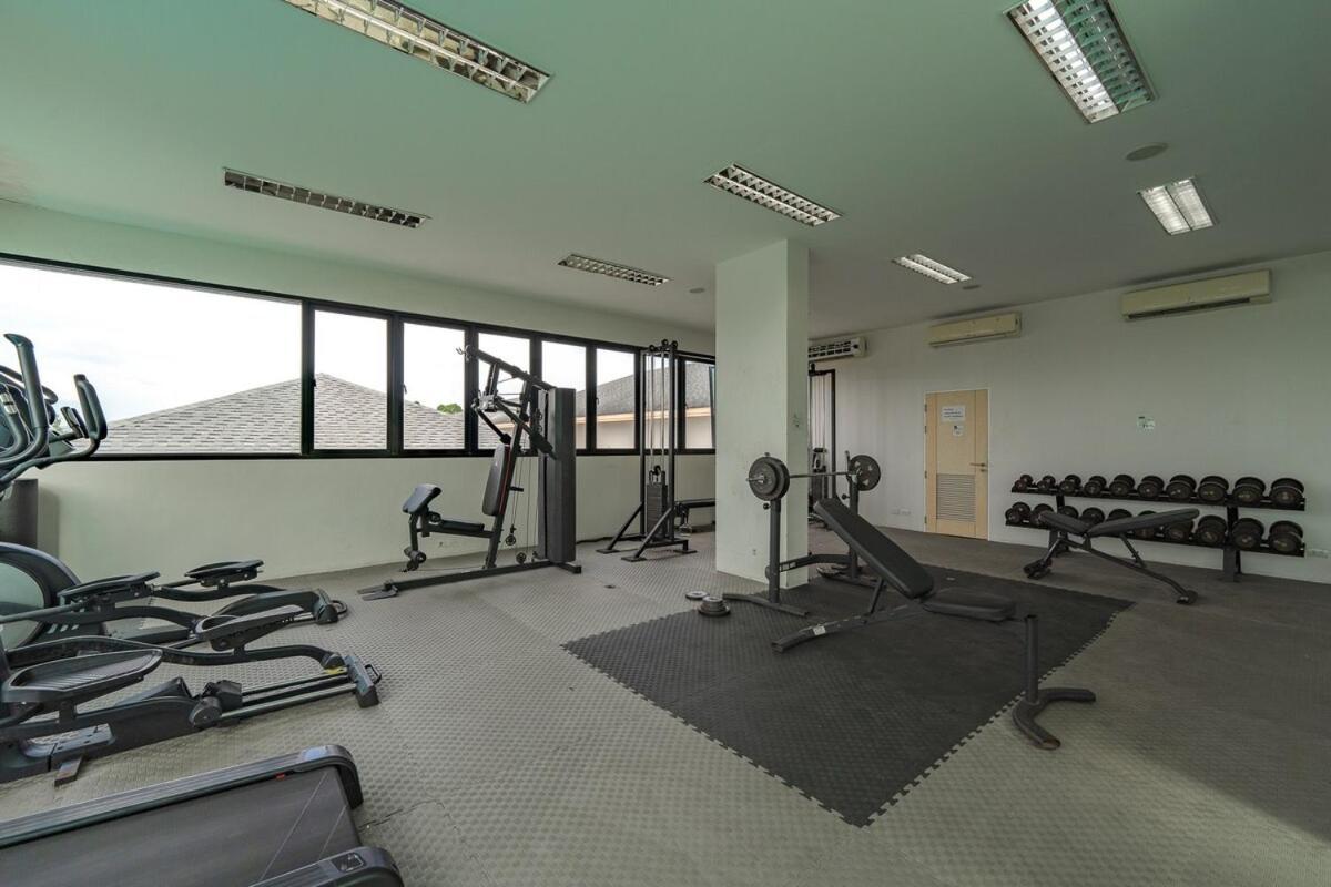 The Happy Place Apartment Thalang