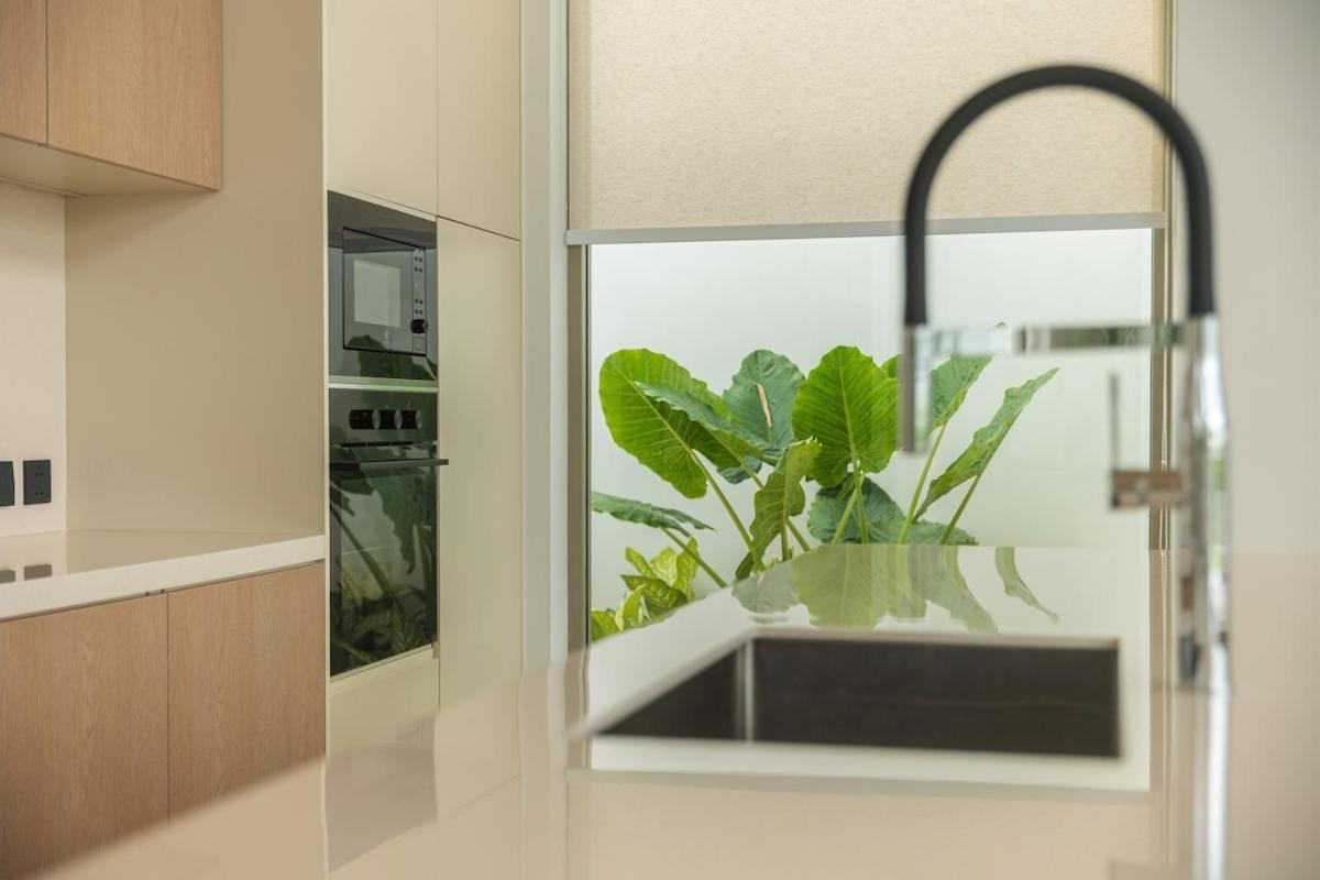 Ultra Modern Spacious Pousada