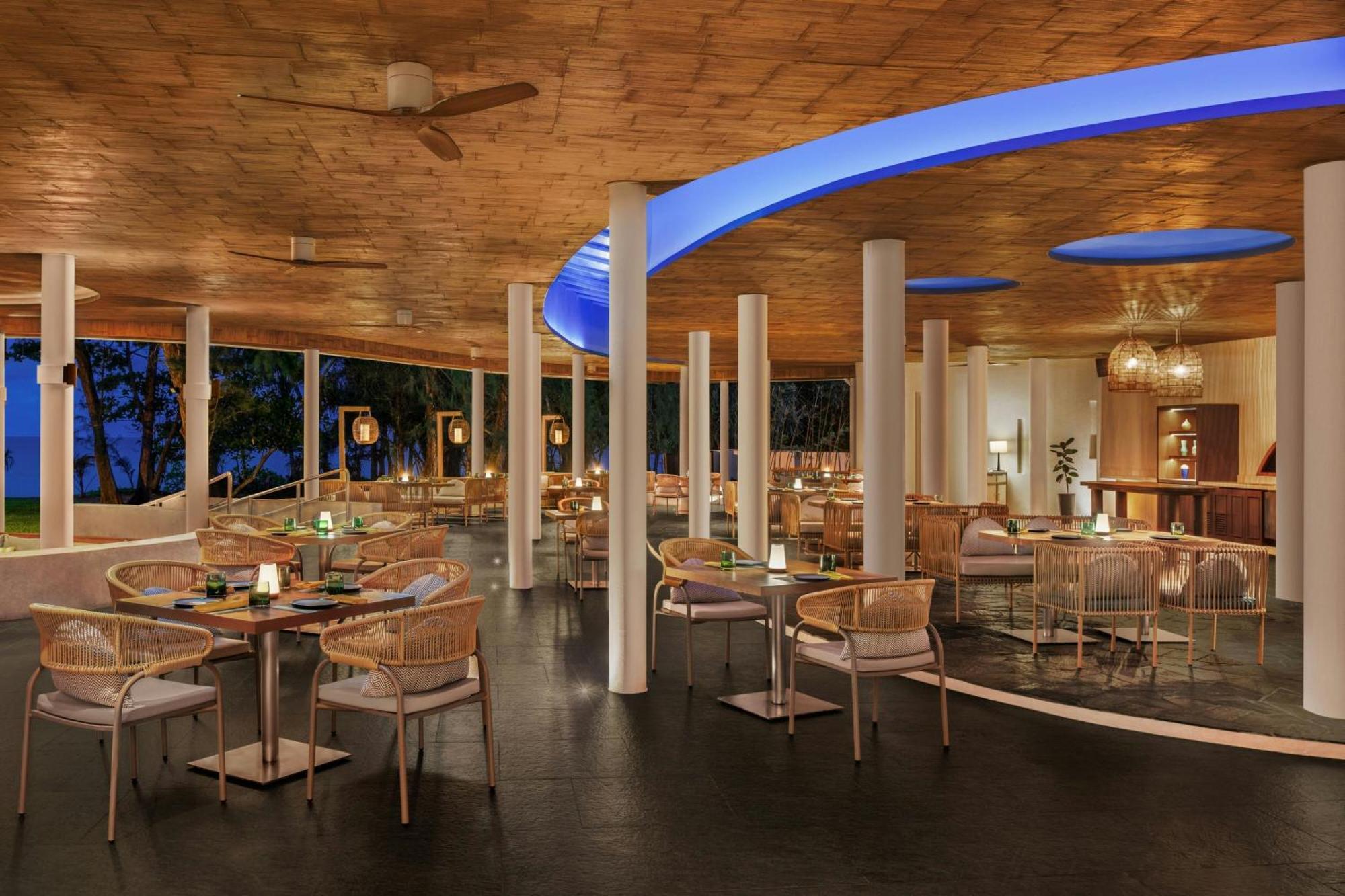 Le Meridien Phuket Beach 5* Mai Khao