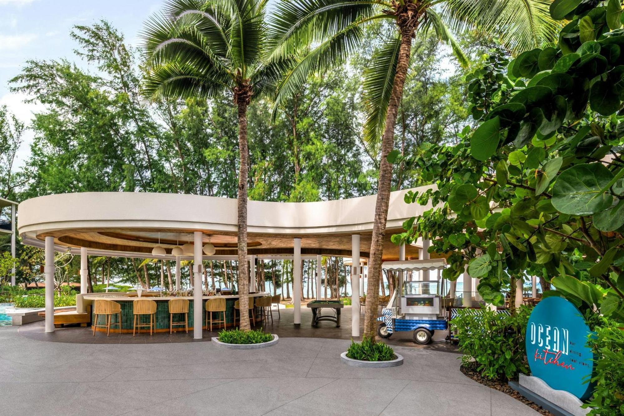 Le Meridien Phuket Beach